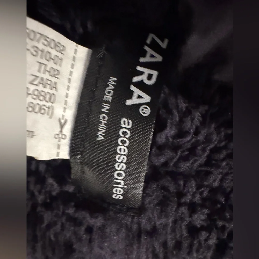 Zara Grey Textured Knit Snood O/S